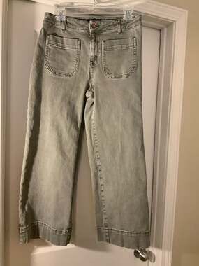 Sanctuary The Marine Crop Standard Rise Wide Leg Jeans in Faded Green